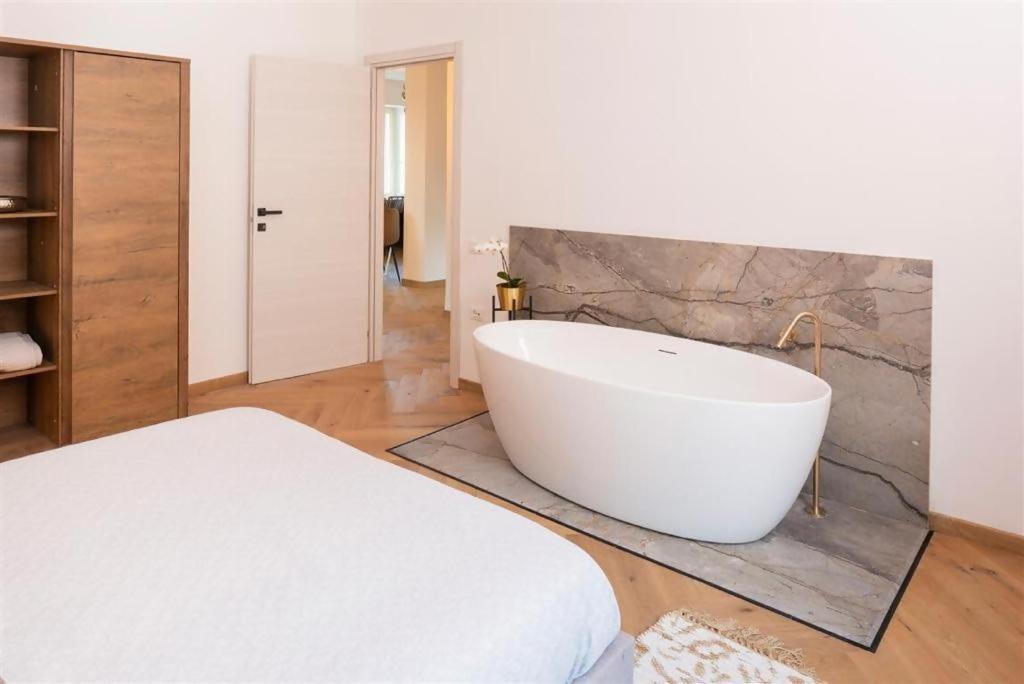 Destiny Home 5 Bardolino Buitenkant foto